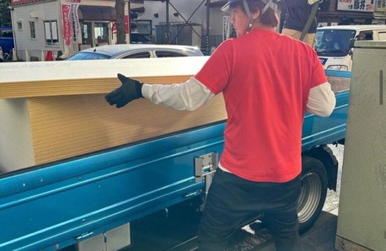 豊島区で人工割で石膏ボードを搬入する荷揚げ屋をお探しなら株式会社藤友サービスへ