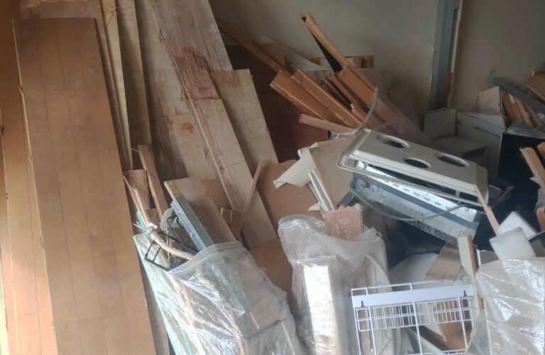 神奈川県で解体のガラ出し、搬出、清掃の業者をお探しの企業様。